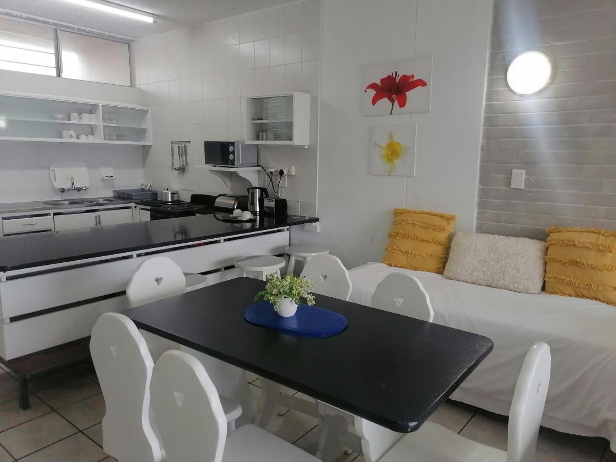 Seagull Beach Resort Flat Number 313 Маргит Экстерьер фото